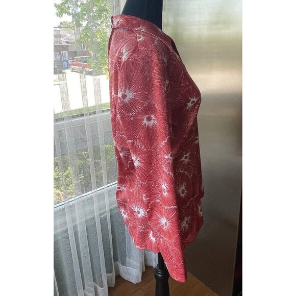 Vintage 1970s top, red and white abstract floral pattern, long sleeves blouse - Picture 7 of 10